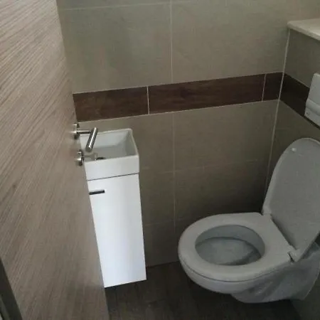 Daire In With Balcony, Air Conditioning, Wifi, Washing Machine 5173-1