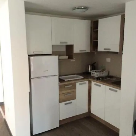 In With Balcony, Air Conditioning, Wifi, Washing Machine 5173-1 Daire *