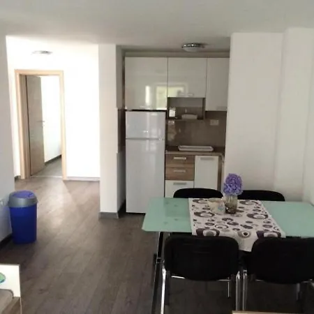 Daire In With Balcony, Air Conditioning, Wifi, Washing Machine 5173-1