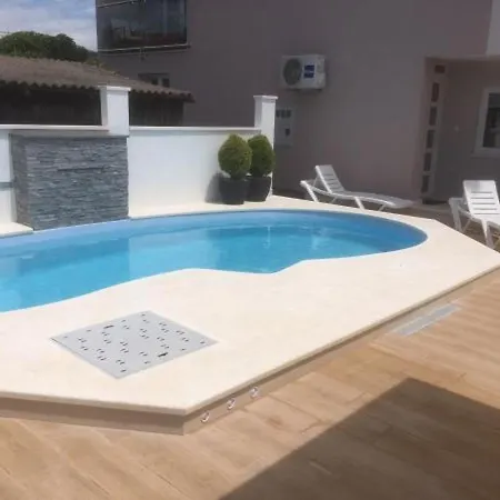 In With Balcony, Air Conditioning, Wifi, Washing Machine 5173-1 Rogoznica (Sibenik-Knin)